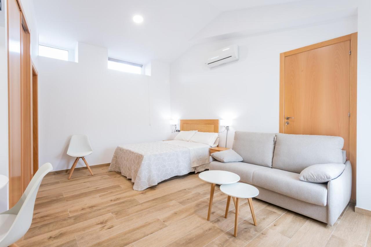 Boqueixon Hotel Donas E Cabaleiros المظهر الخارجي الصورة