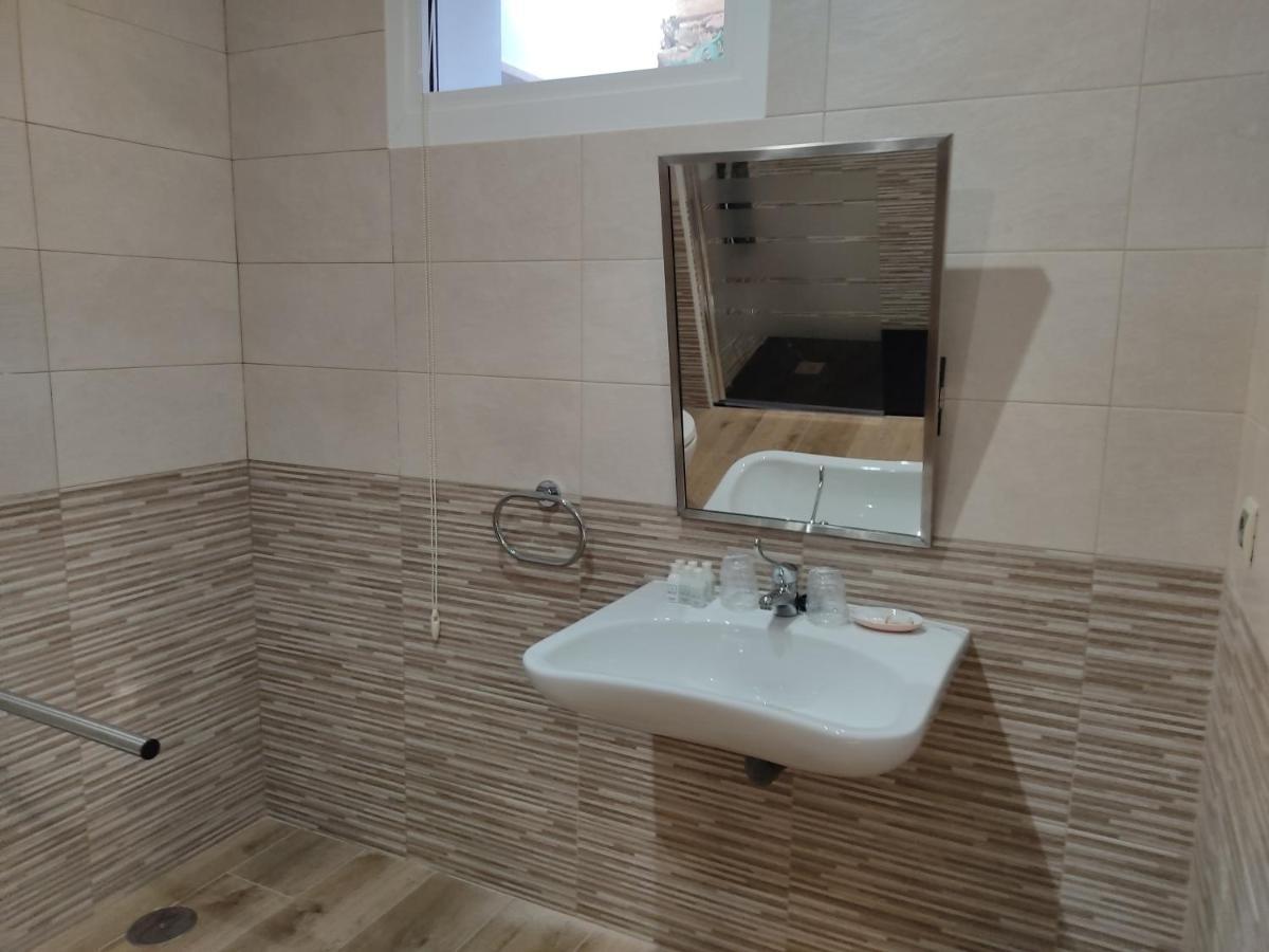 Boqueixon Hotel Donas E Cabaleiros المظهر الخارجي الصورة